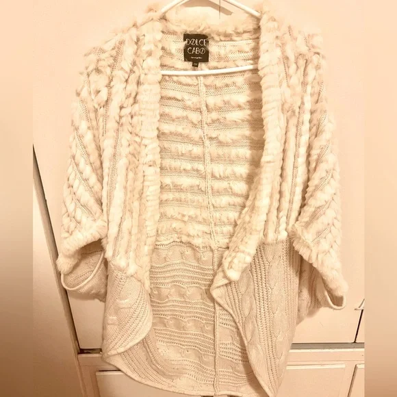 Real Rabbit Fur Cape - Picture 1 of 6